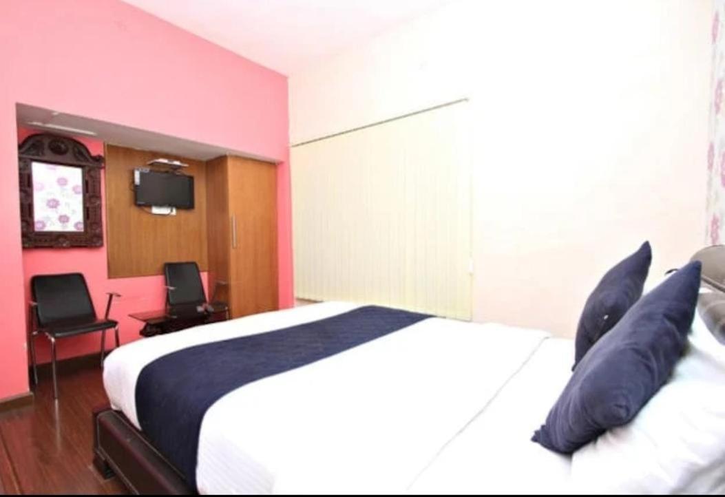 Savi'S Home Stay Udagamandalam Room photo